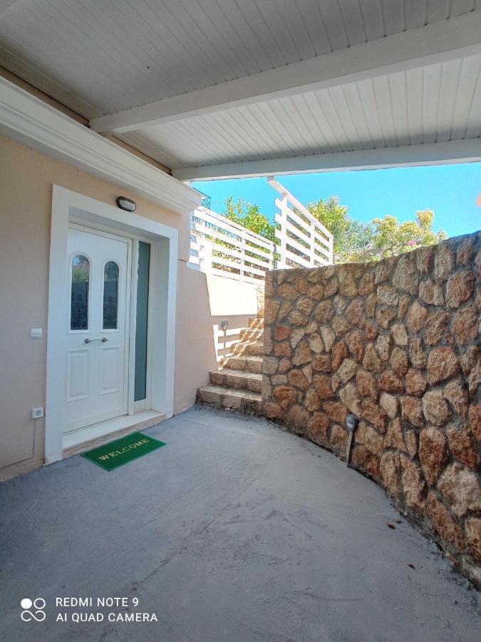 דירות Khelmáta Marina'S House מראה חיצוני תמונה