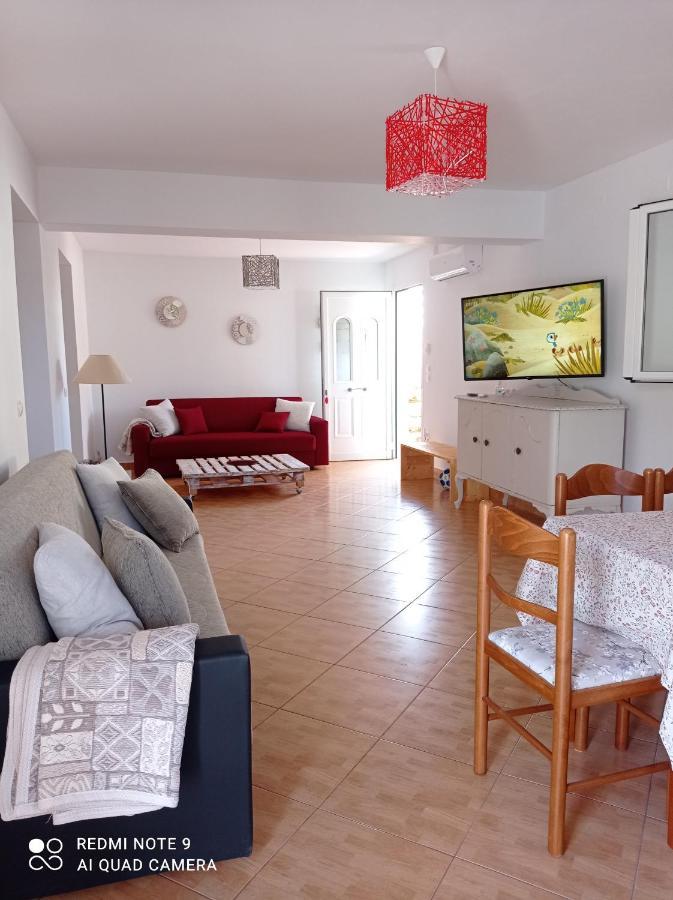 דירות Khelmáta Marina'S House מראה חיצוני תמונה